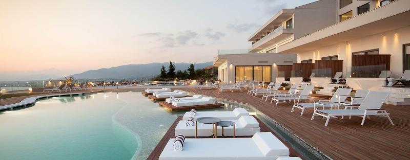 Messinian Icon Hotel & Suites Kalamata Exterior foto