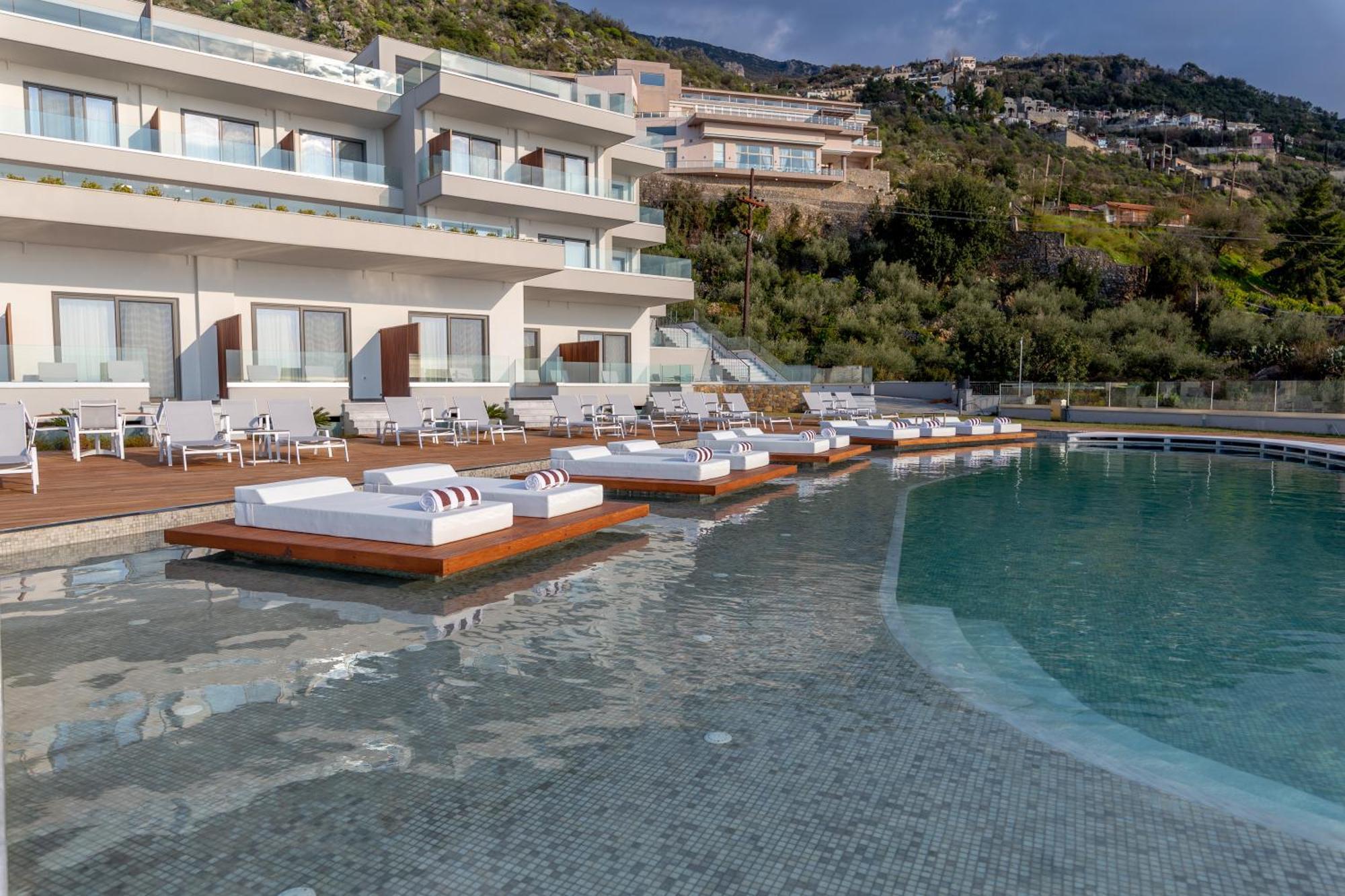 Messinian Icon Hotel & Suites Kalamata Exterior foto